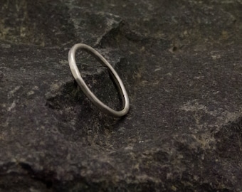 schlichter Ring, Sterlingsilber, gehämmert, Stapelring