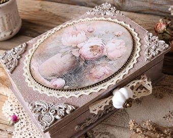 Handmade Floral Wooden Jewelry Box – Decoupage Peonies, Lace Details, Vintage Charm