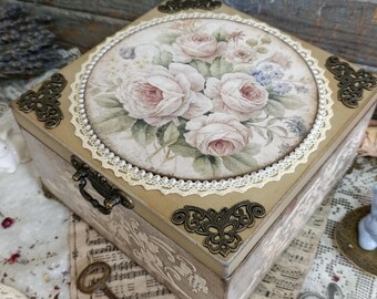 Large Keepsake Box, Vintage Keepsake Box, Jewellery Box Large, Large Jewellery Box with Roses, Gift for Her