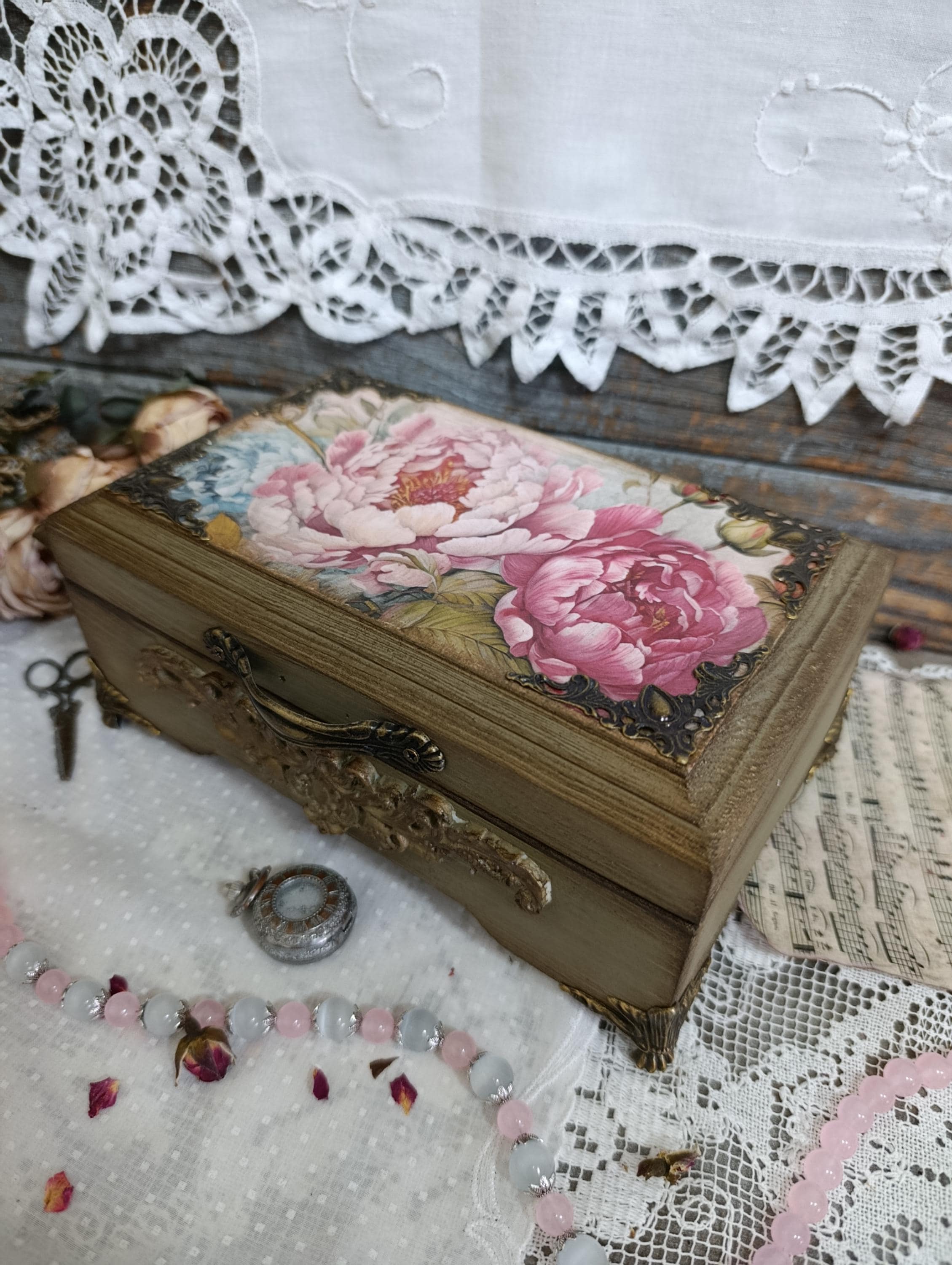 Keepsake Box Vintage Jewelry Box Rustic Wooden Memory Box Floral ...