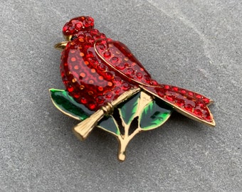 Vintage bird brooch red green leaf gold glitzy enamel animal brooch gift for her festive jewellery pretty sparkly Xmas Christmas gift