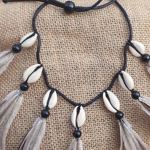 Emu Feather & Cowrie Shell Necklace - Etsy