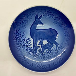 Vintage Bing and Grondahl Mothers Day Plate, Copenhagen Blue Deer and Fawns, 1975, Made in Denmark, Collectible, Wall Art, Original Box