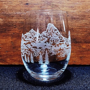 Grand Tetons National Park Idaho View - Grand Teton Mountain Range - Engraved Crystal Stemless Wine Glass - 1 Single Wine Glass