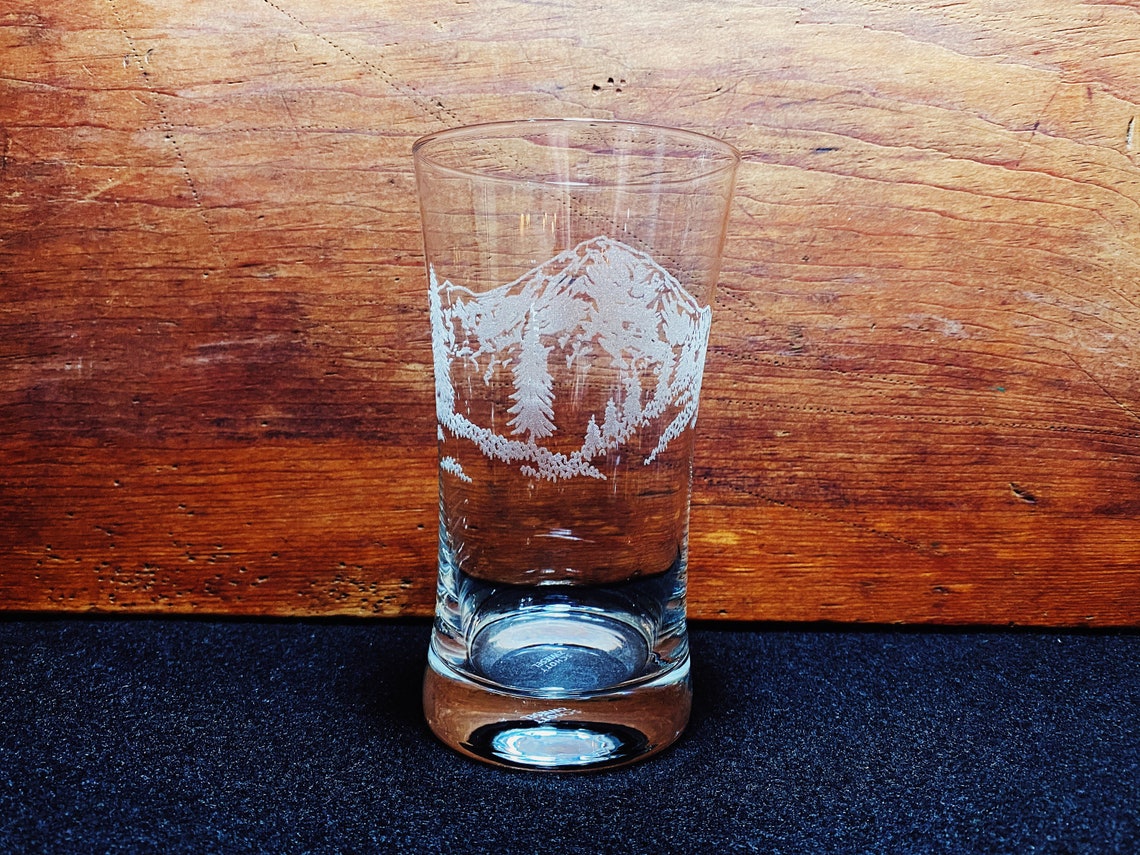 Mt. Shasta Engraved Crystal Beer Glass Pint Glass Schott Etsy