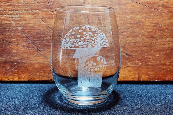 Mt. Shasta California Cascades Engraved Crystal Stemless Wine Glass 1  Single Wine Glass 