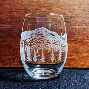 Mt. Adams - New Hampshire - Presidential Range - White Mountains - Engraved Crystal Stemless Wine Glass - 1 Single Wine Glass