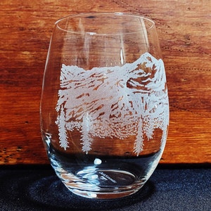 Mammoth Mountain California Sierra Nevadas Engraved Crystal Stemless Wine glass 1 Single Wine Glass image 3