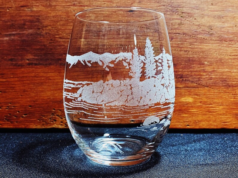 Lake Tahoe - California - Sierra Nevadas - Engraved Crystal Stemless Wine glass - 1 Single Wine Glass bild 3