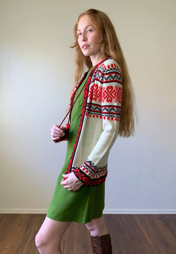 60s Nordic style knit cardigan, heart pattern tie… - image 4