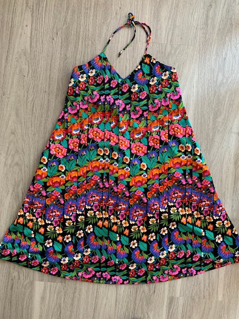 Vintage 1970s Dress Floral Print Halter Top 70s Dress Trippy Psychedelic Pattern 70s Trapeze Dress Size XS