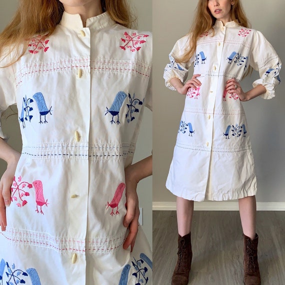 Vintage 1970s Dress / Bishop Sleeve Button Front E