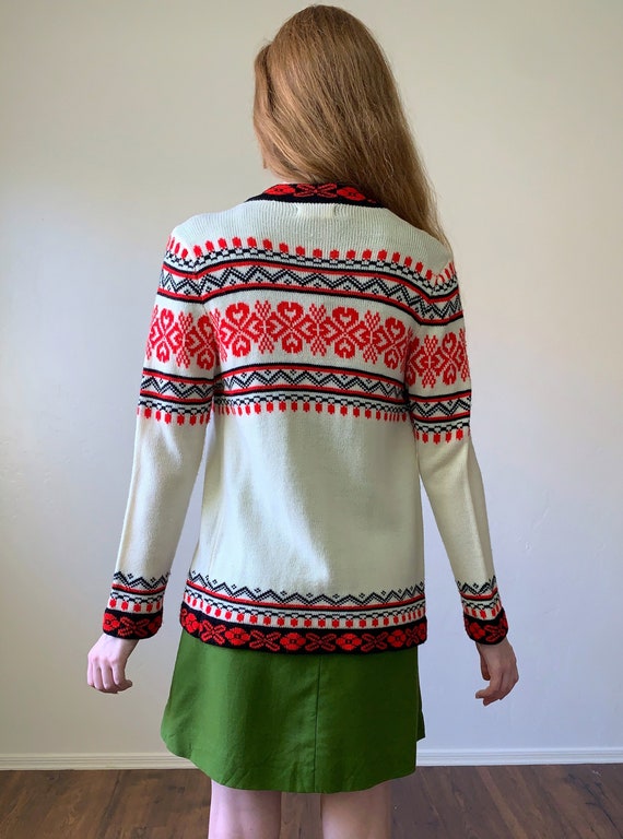 60s Nordic style knit cardigan, heart pattern tie… - image 5