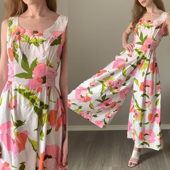 Vintage 1960s Jumpsuit / Wide Leg Pleated Waist Sc