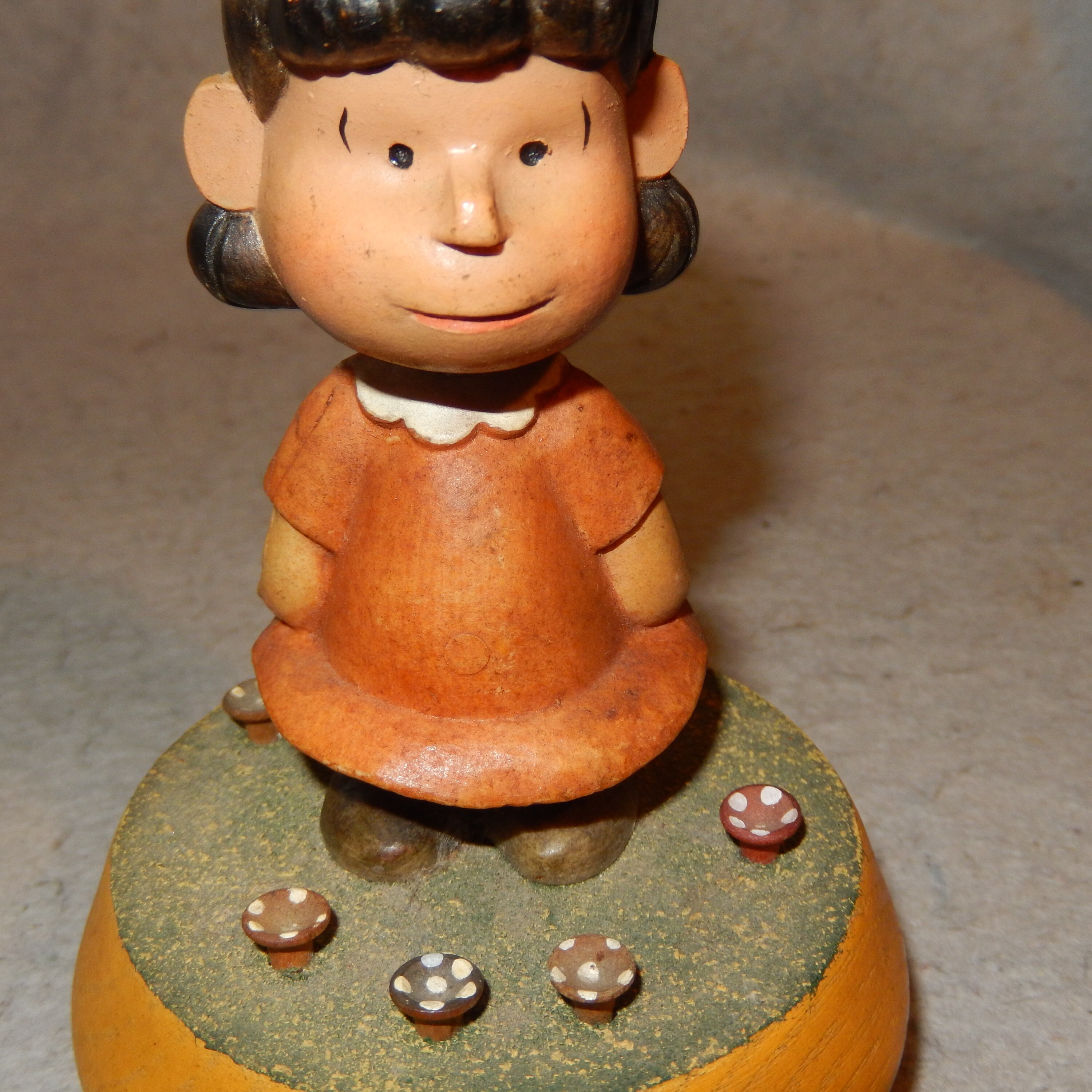 Music Boxes Collectibles 1972 LUCY Peanuts ANRI Italy Wood Charlie