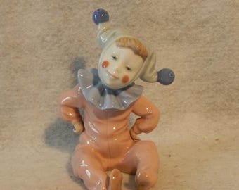 NAO By Lladro JINGLES Clown 1065 Pierrot Child Retired Porcelain Sitting ~Free Shipping