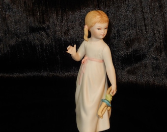 CYBIS Porcelain Girl Doll Figure WENDY USA Bisque Ragdoll Peter Pan Doll ~Free Shipping