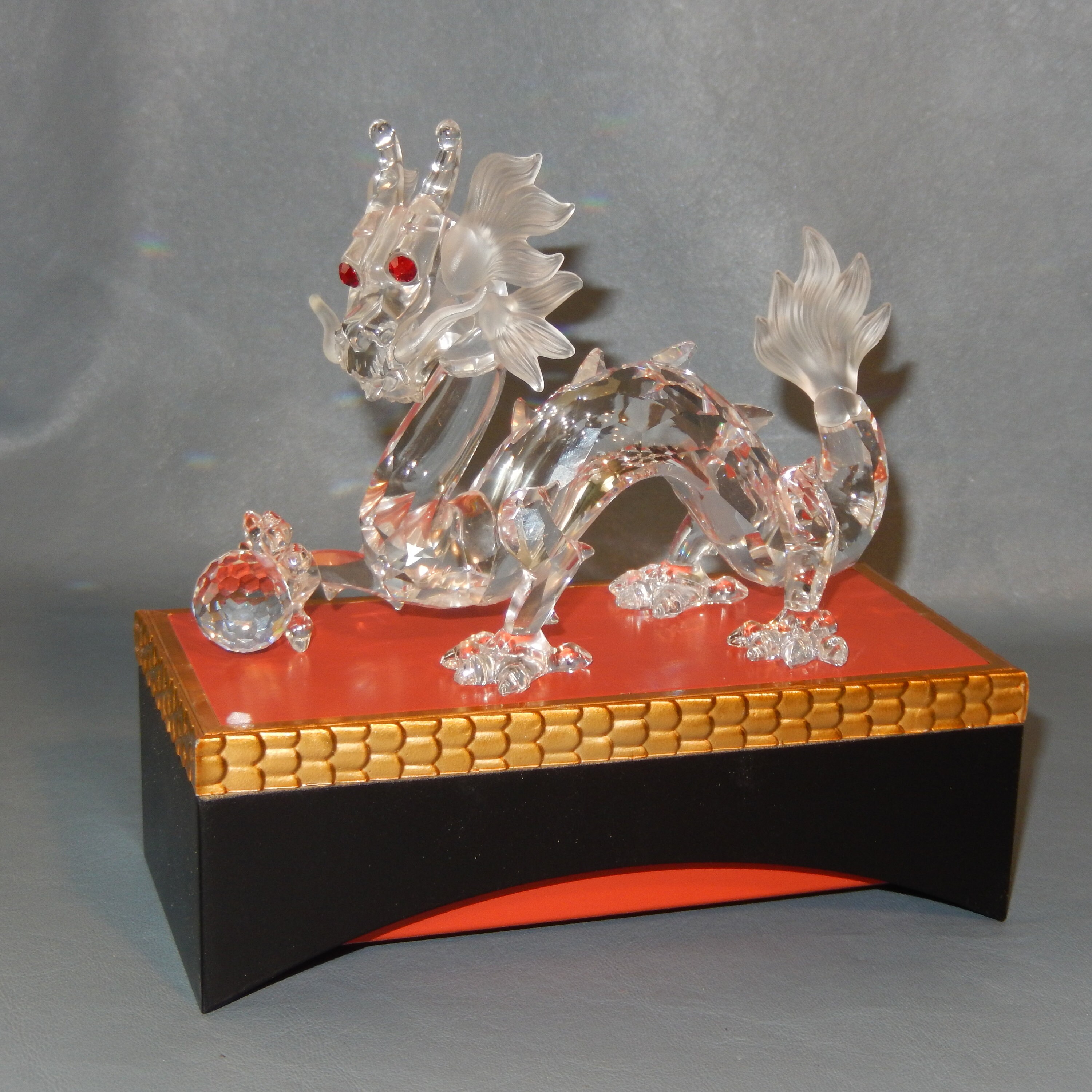 スワロフスキーメインクーン　オブジェ Retired SCS Swarovski 1997 Fabulous Creatures DRAGON Box COA