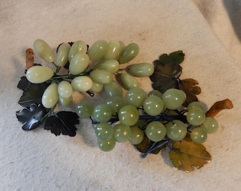 Pair 2 Chinese Green Jade Quartz Agate Stone Wood Stem GRAPES Bunch Round Leaves ~ FREE Shipping
