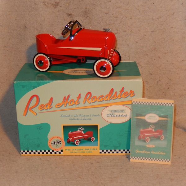 1996 Hallmark Kiddie Car Classic 1940 Gendron ROADSTER Winners Circle Series MIB ~Free Shipping!