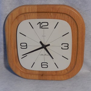 1980 SETH THOMAS Modern Wall Clock Quartz Richmond 2542 Wood Square ExCond! Working ~Free Shipping
