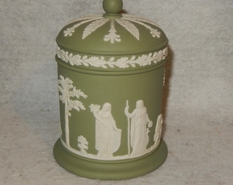 Wedgwood SAGE Green SACRIFICE Covered JAR Jasperware Classic Basalt Box Myth Free Shipping