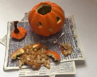 miniature jack o lantern