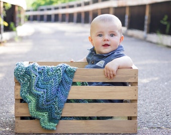 Wooden Crate Photography Prop - Wood Crate for Baby Photos - Baby Photo Ideas