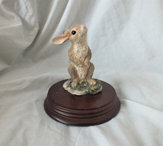 Vintage Rabbit Figurine From the Leonardo Collection Etsy