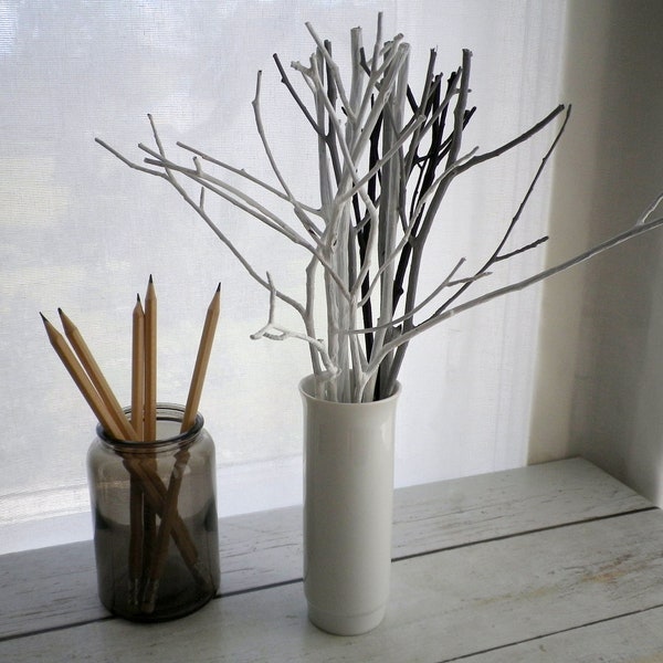 Branches d’arbres peintes blanc gris noir ensemble de 12 brindilles courtes pour vase table pièce maîtresse Halloween maison / bureau bureau décor bâtons de bois