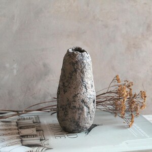 Handgjord papmachévas: Rustik Wabi Sabi-dekor bild 2