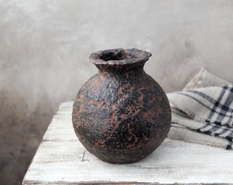 Texturerad papmachévas: Rustik Wabi Sabi heminredning