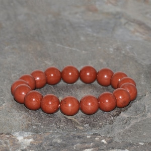 Bransoletka z koralików z czerwonego jaspisu 10 mm klasy AAA, ręcznie robiona, naturalna bransoletka z koralików z kamieni szlachetnych, bransoletka unisex, bransoletka prezentowa, bransoletka typu Stack Boho, biżuteria