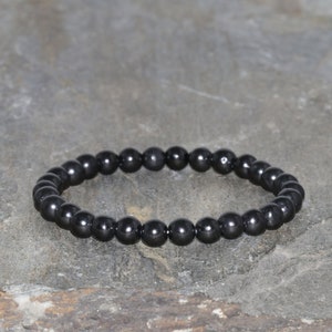 Shungite Beaded Bracelet 6mm Shungita Gemstone Bracelet Natural Black Shungit Bracelet Stacking Bracelet Gift Bracelet Unisex Bracelet