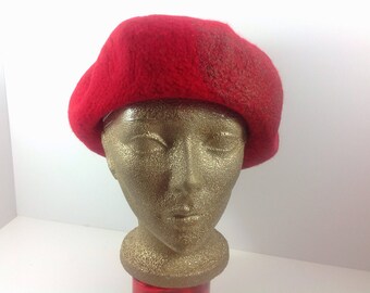 Red Merino Beret, Wool Felted Hat, Felted Beret, Women's Hat, Fashion Beret, Fashion Hat, Head Accessory, Spring Hat, Fall Beret, Cozy