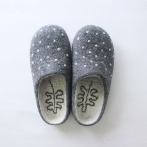 Wool Felted Slippers Women & Men • Polka dot Slippers • Cute Slippers • Unisex image 3