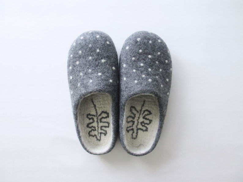 Wool Felted Slippers Women & Men • Polka dot Slippers • Cute Slippers • Unisex image 3