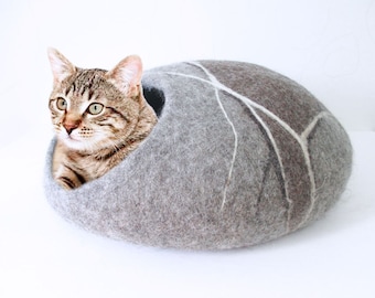 Felted Wool cat cave in grey and brown colours, pebble design, 100% natural eco friendly pet house, wool felted cat cocoon, cat bed house
