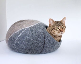 Pebble Wool Felted Cat Cave, Modern Pet Furniture, Cat Lover Gift, Cozy Pet Cocoon, grey beige brown pebble design, river rock