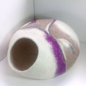 Felted Wool cat cave in White Brown Grey colours, pebble design, 100% natural eco friendly pet house, wool felted cat cocoon, cat bed house image 1