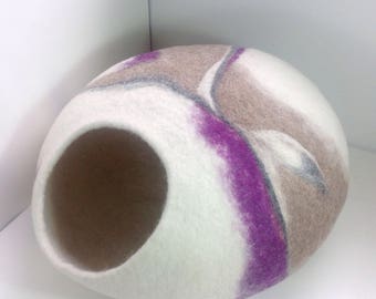Felted Wool cat cave in White Brown Grey colours, pebble design, 100% natural eco friendly pet house, wool felted cat cocoon, cat bed house