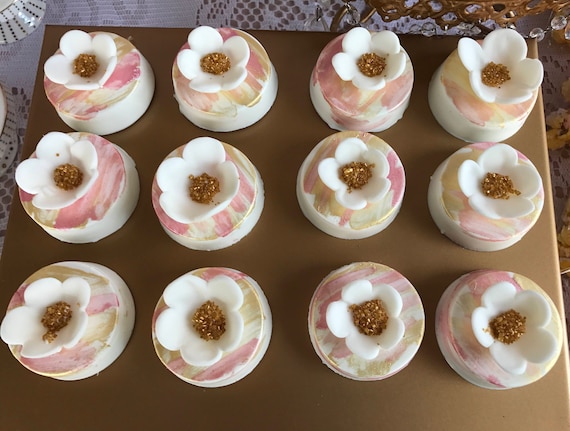 Pink and White Chocolate Covered Oreos with White Flower and Edible Gold Sparkles Il_570xn