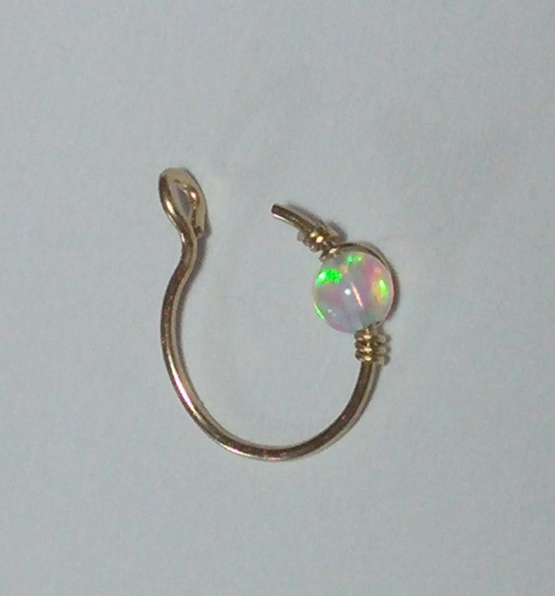 Faux nose hoop Opal fake nose ring Faux nose ring Fake nose piercing Non pierced nose ring Fake nose ring Fake nose hoop Nose jewelry