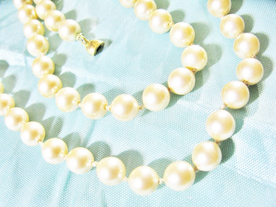 Monet pearls deals