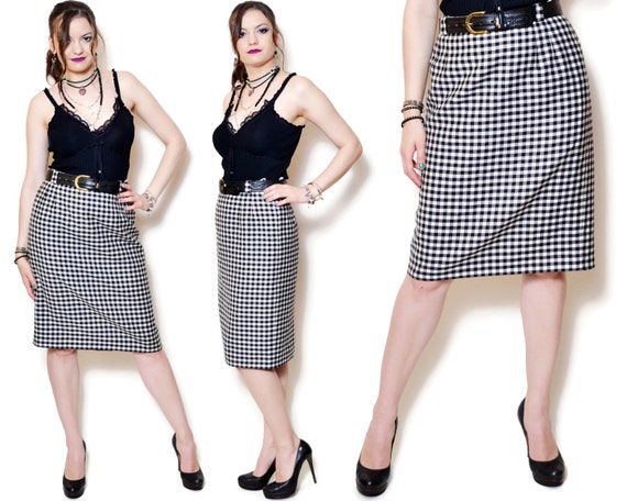 black and white plaid skirt outfit