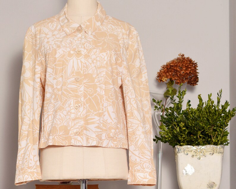 hawaii jacket gypsy short sleeve trucker vacation clothing windbreaker floral beige flower cream babydoll pattern hippie women tight vintage