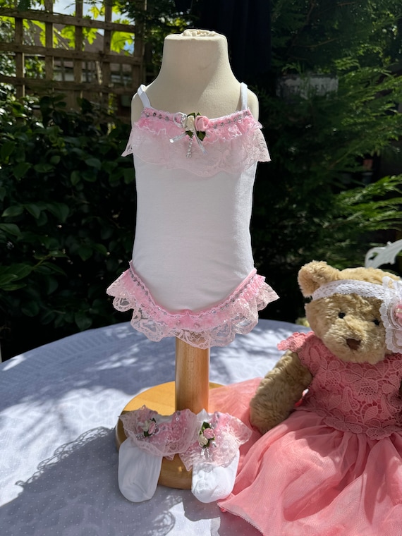Spanish style  frilly vest set