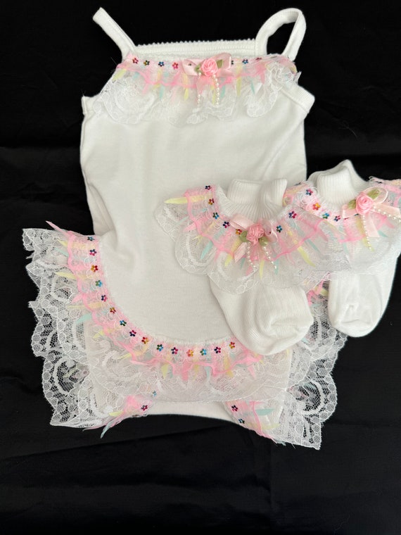 frilly  vest set