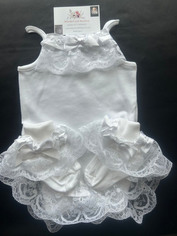 Spanish style frilly vest set