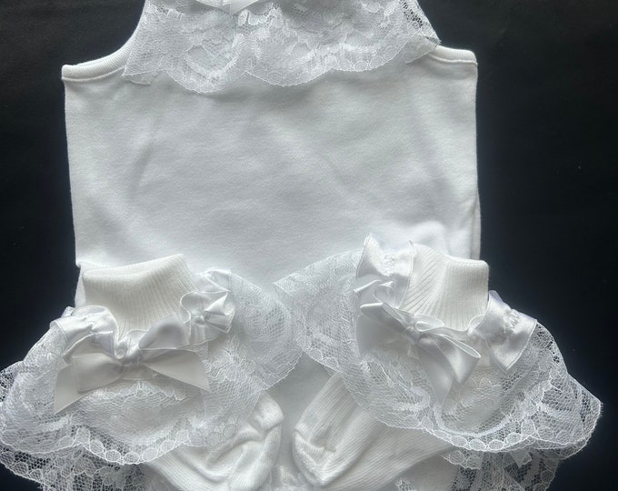 Spanish style frilly vest set